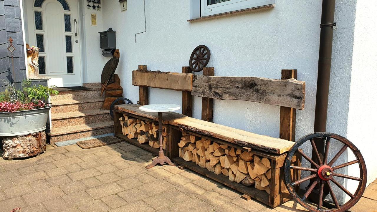 Frankes Lodge Apartment Mit Garten Und Pool, 6 Einzelbetten, Parkplatz Essen Exterior photo